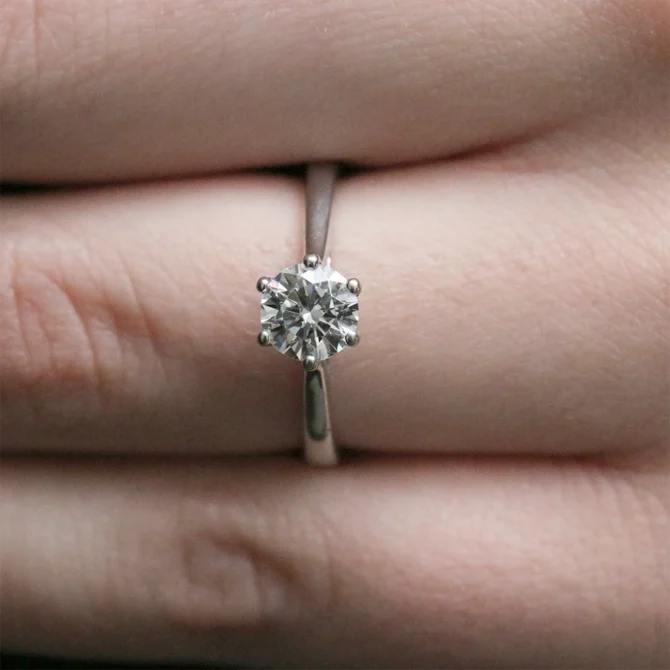 0.80ct Six Claw Diamond Ring Engagement Ring SR1007 on hand