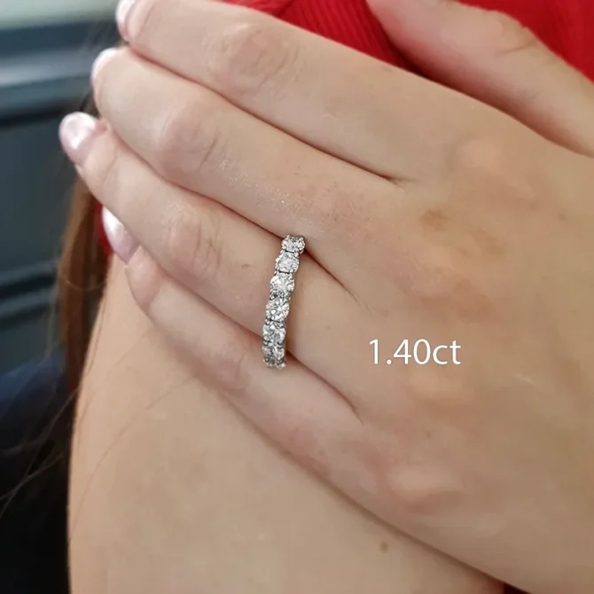 7 stone diamond ring on hand in yellow gold et7001-1.4