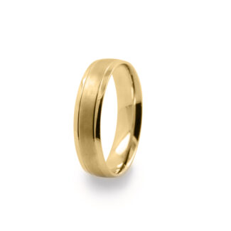 GWR2031 Gents Middle Brushed Pattern Yellow Gold Wedding Ring
