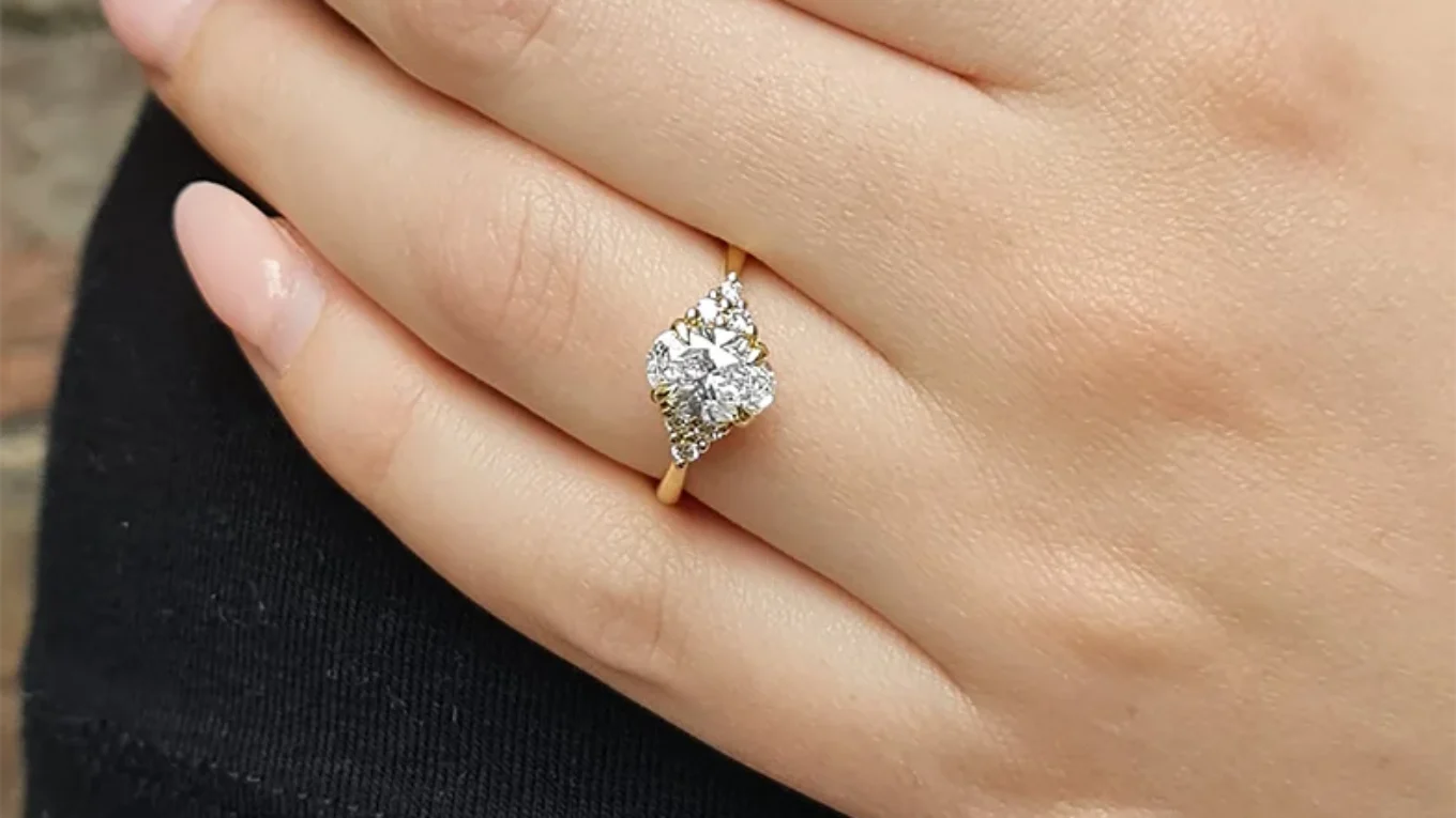 Oval Cut Lab Grown Side Stone Diamond Ring on hand PR1050-2