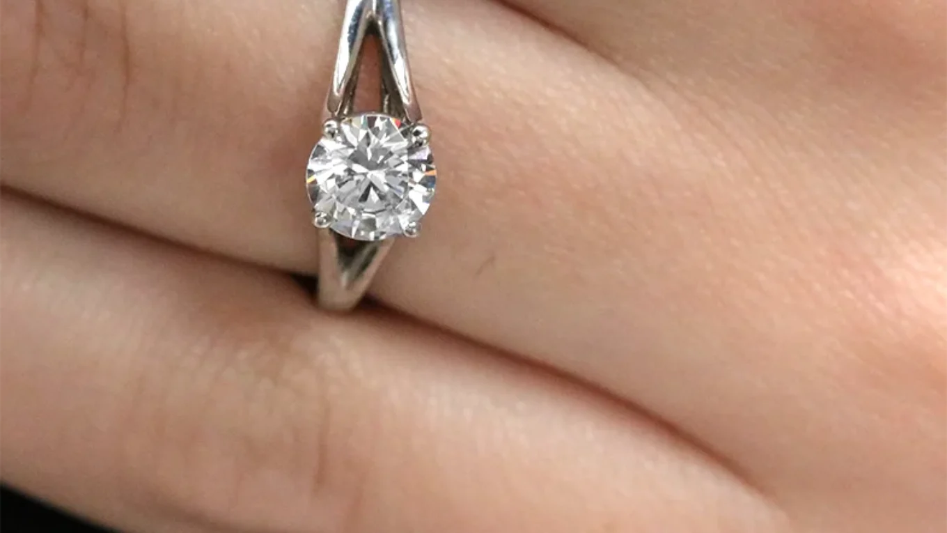 Split band diamond engagement ring in white gold made in Dublin on hand sr1002-2