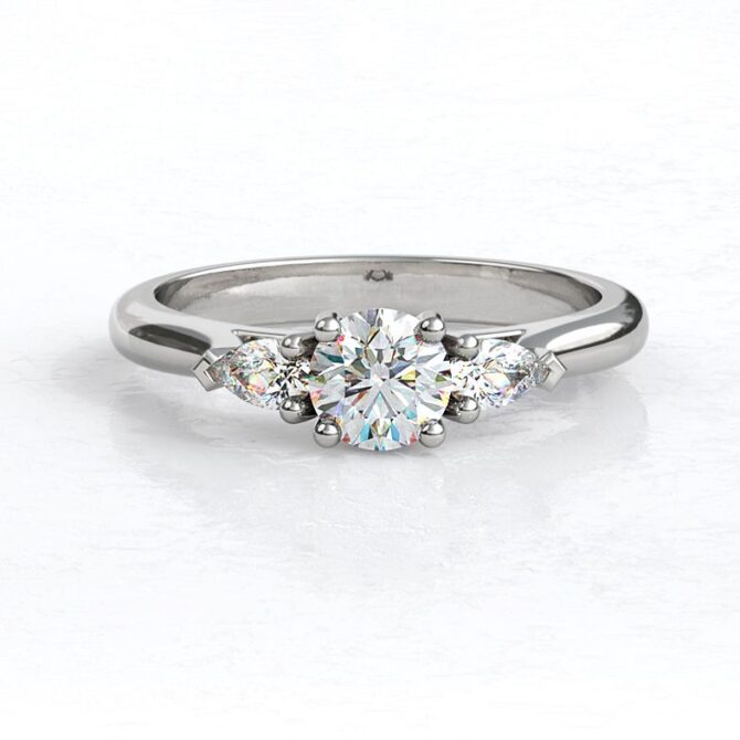 Bespoke-designed-diamond-three-stone-engagement-ring-sb0001-image-3