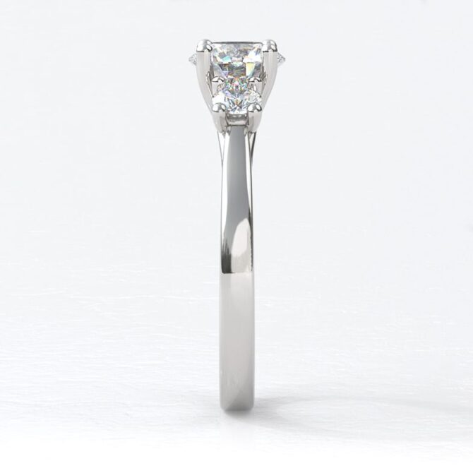 Bespoke-designed-three-stone-diamond-engagement-ring-sb0025-image-2