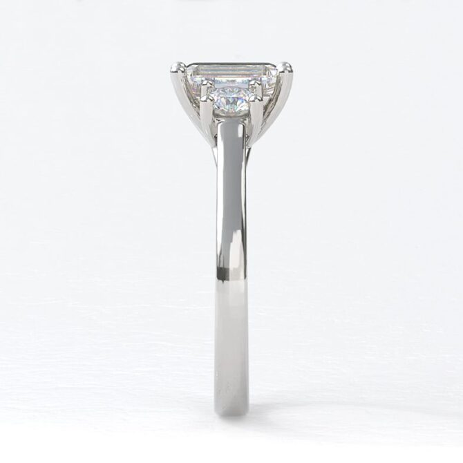 Bespoke-designed-three-stone-diamond-engagement-ring-sb0055-image-3