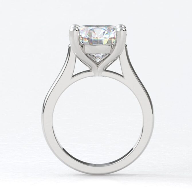 sb0769-bespoke-designed-solitaire-diamond-engagement-ring-image-2