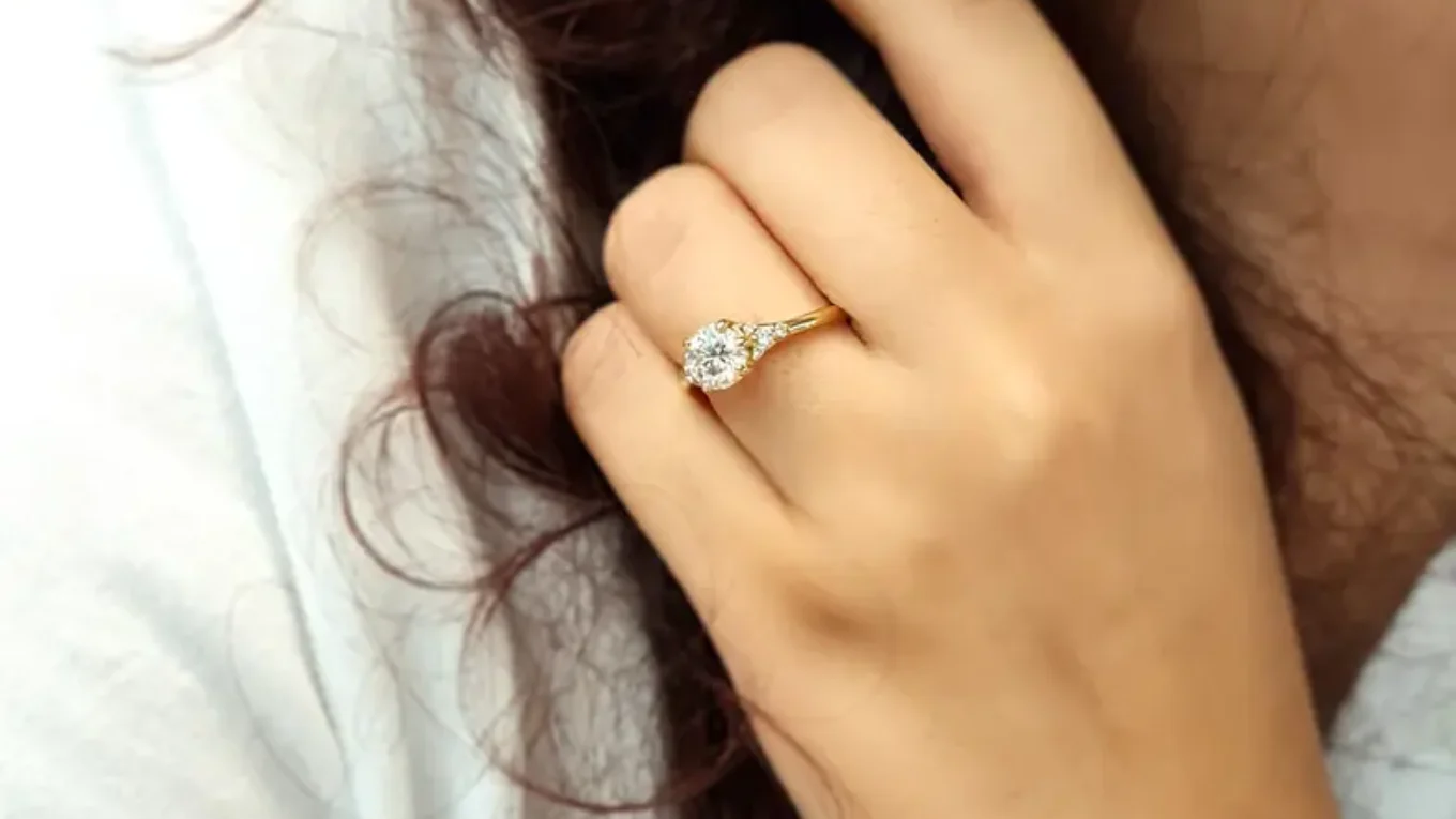 Vintage style diamond engagement ring Dublin on hand-pr1065-2