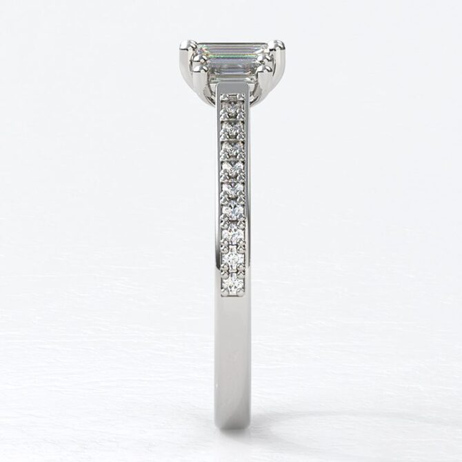 sb0508-bespoke-designed-emerald-cut-diamond-trilogy-ring-image-2