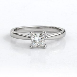sb0518-bespoke-designed-princess-cut-diamond-solitaire-ring-image-1