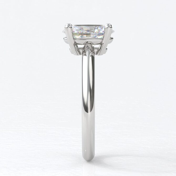 sb1081-bespoke-designed-oval-cut-diamond-solitaire-ring-image-2