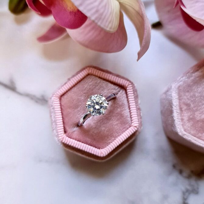 sr1017 round cut diamond solitaire engagement ring from bespoke diamond dublin ireland