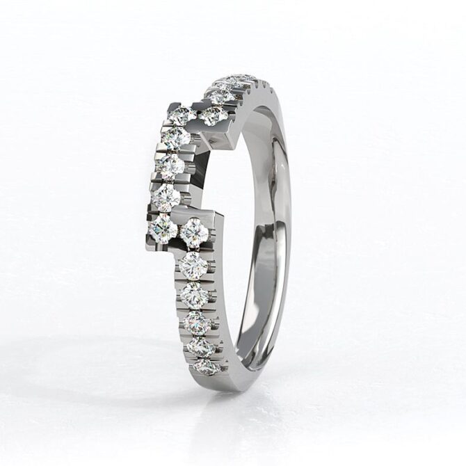 sb0636-bespoke-designed-claw-set-ladies-diamond-wedding-ring-image-1