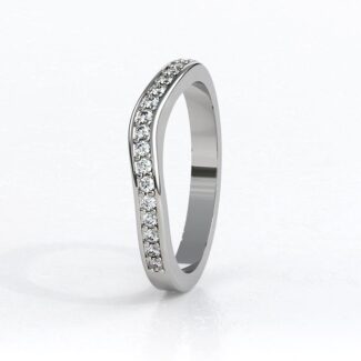 sb0667-bespoke-designed-pave-set-ladies-diamond-wedding-ring-image-2