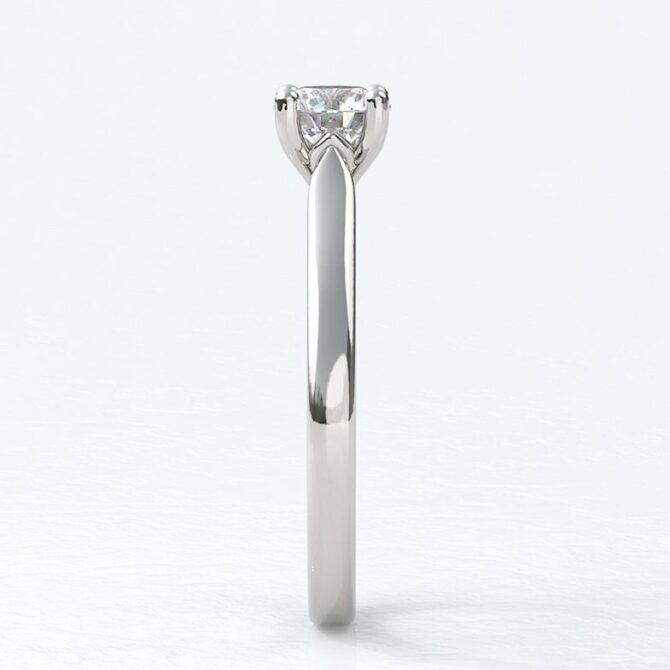 sb1716-bespoke-designed-round-cut-diamond-solitaire-ring-image-2