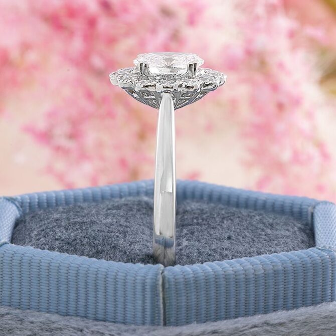 vr2090-platinum-0.81ct-floral-style-oval-cut-halo-ring-image-3