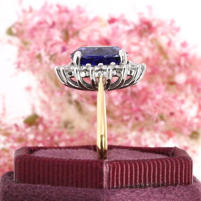 CR1048-3.60ct-18k-yellow-gold-sapphire-and-diamond-halo-gemstone-ring-image-3