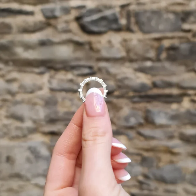 hand image sb2372 white gold.1381 copy