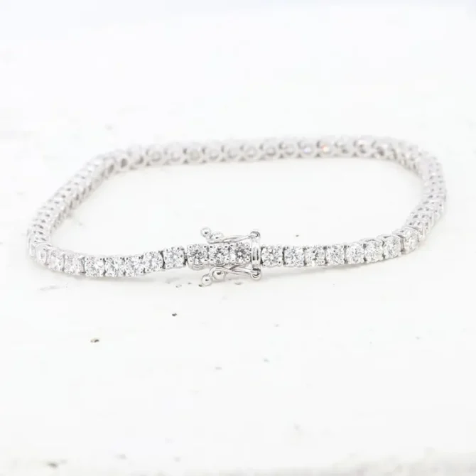 5.75ct-lab-grown-diamond-set-18k-wg-bracelet-BR500 -2