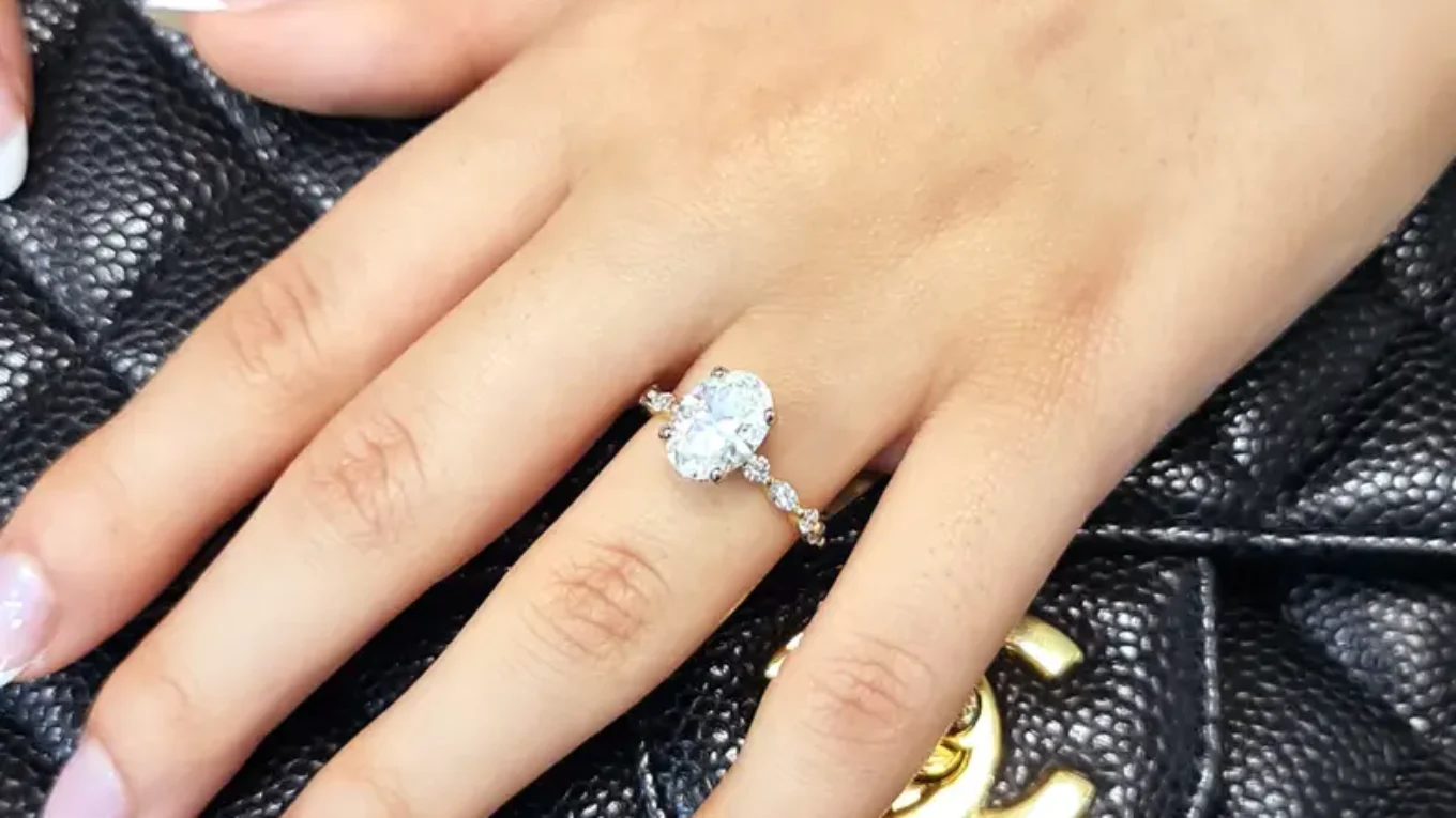 certified lab grown oval shape diamond engagement ring with invisible halo on hand-pr1022-6