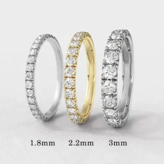 claw set diamond ring in gold or platinum made in Ireland ET1001 made in Ireland