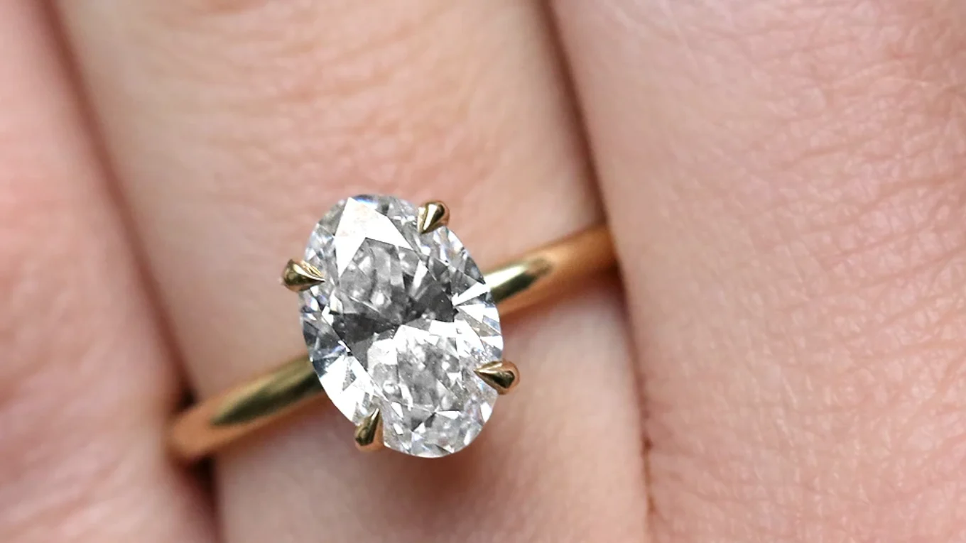 1.55ct Oval Cut Solitaire Diamond Engagement Ring SR1102 on hand